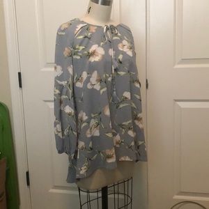 Floral top
